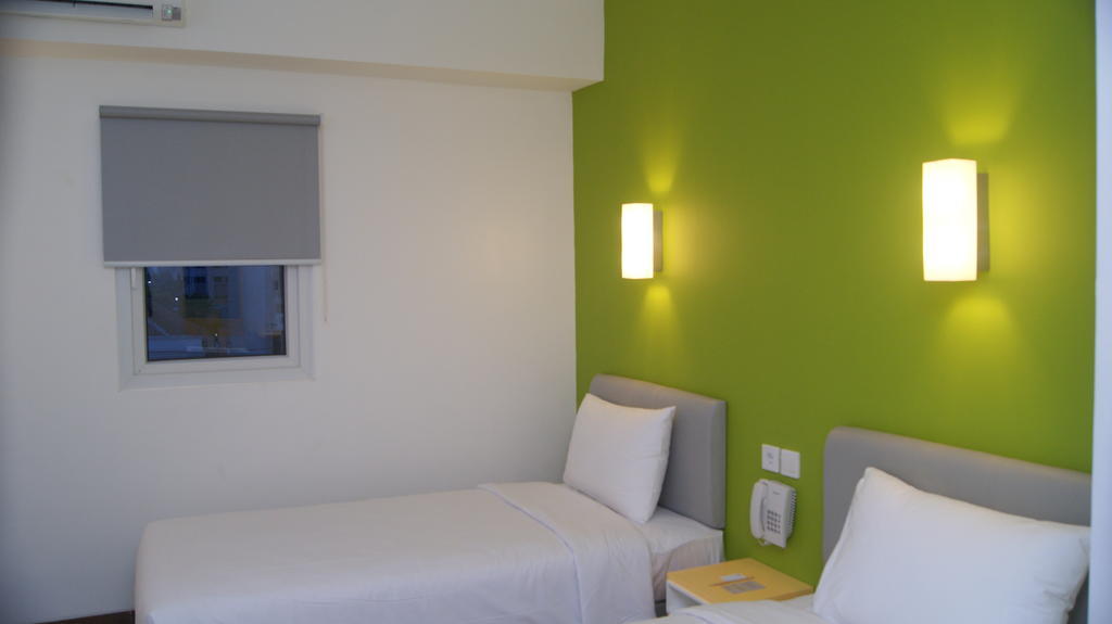 Amaris Hotel Mangga Besar Jakarta Exterior photo